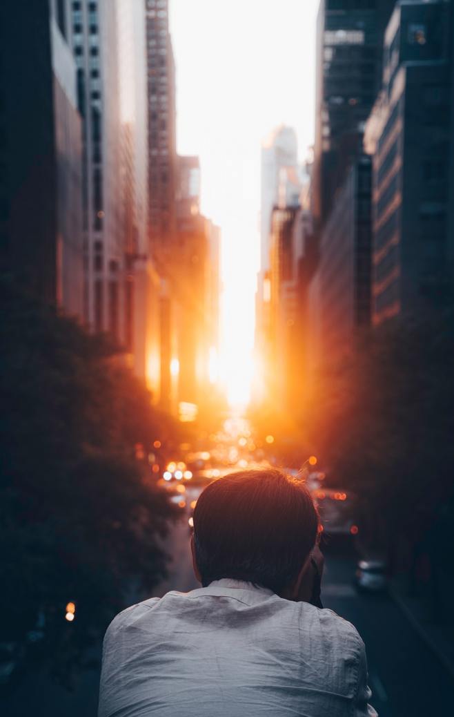 写给即将到来的八月的很经典的哲理说说带图片